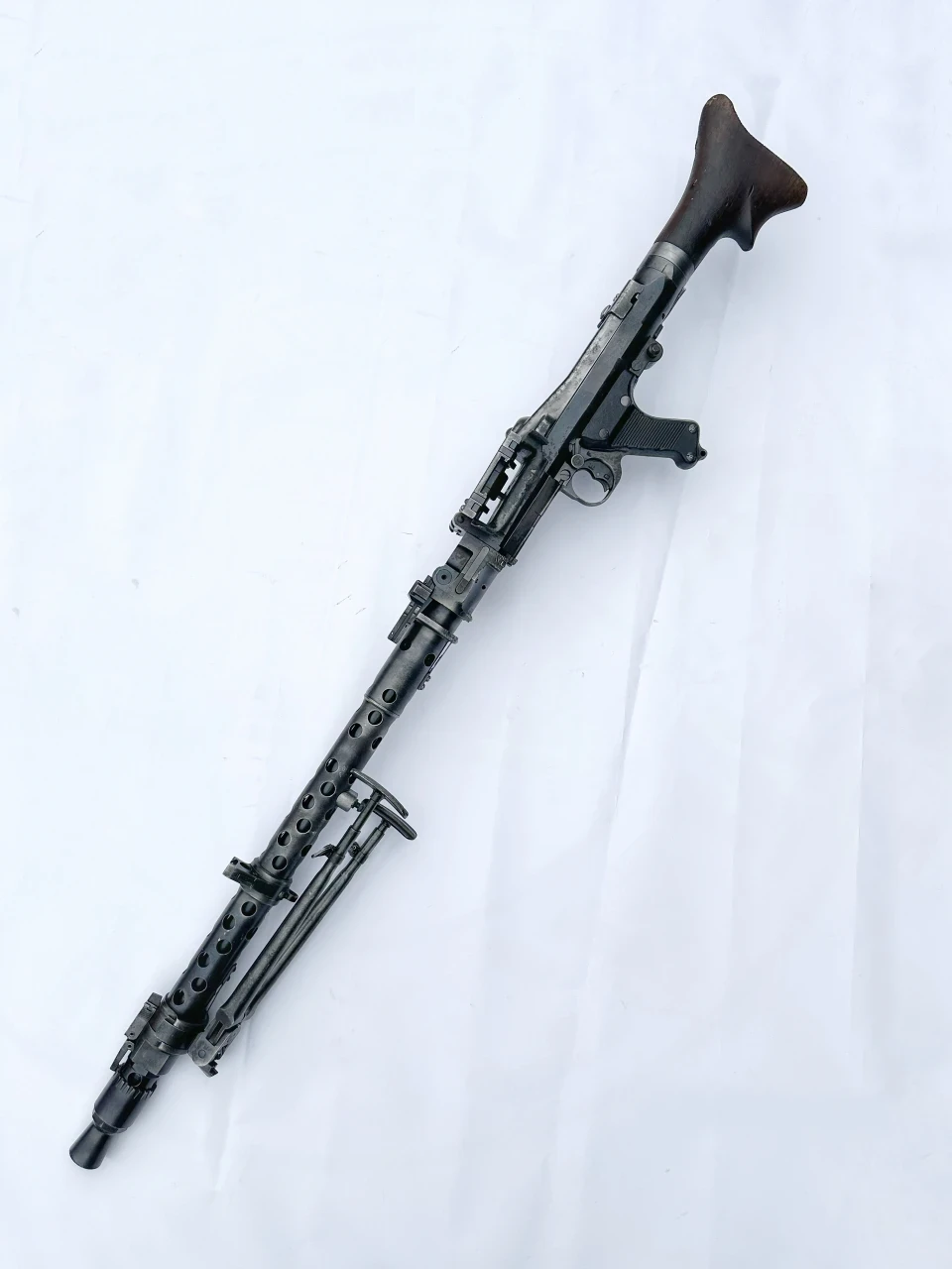 Puška samonabíjecí MG34